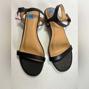 Cushionaire Fontana women’s sandal one band ankle strap closure low heel 7.5 NWT